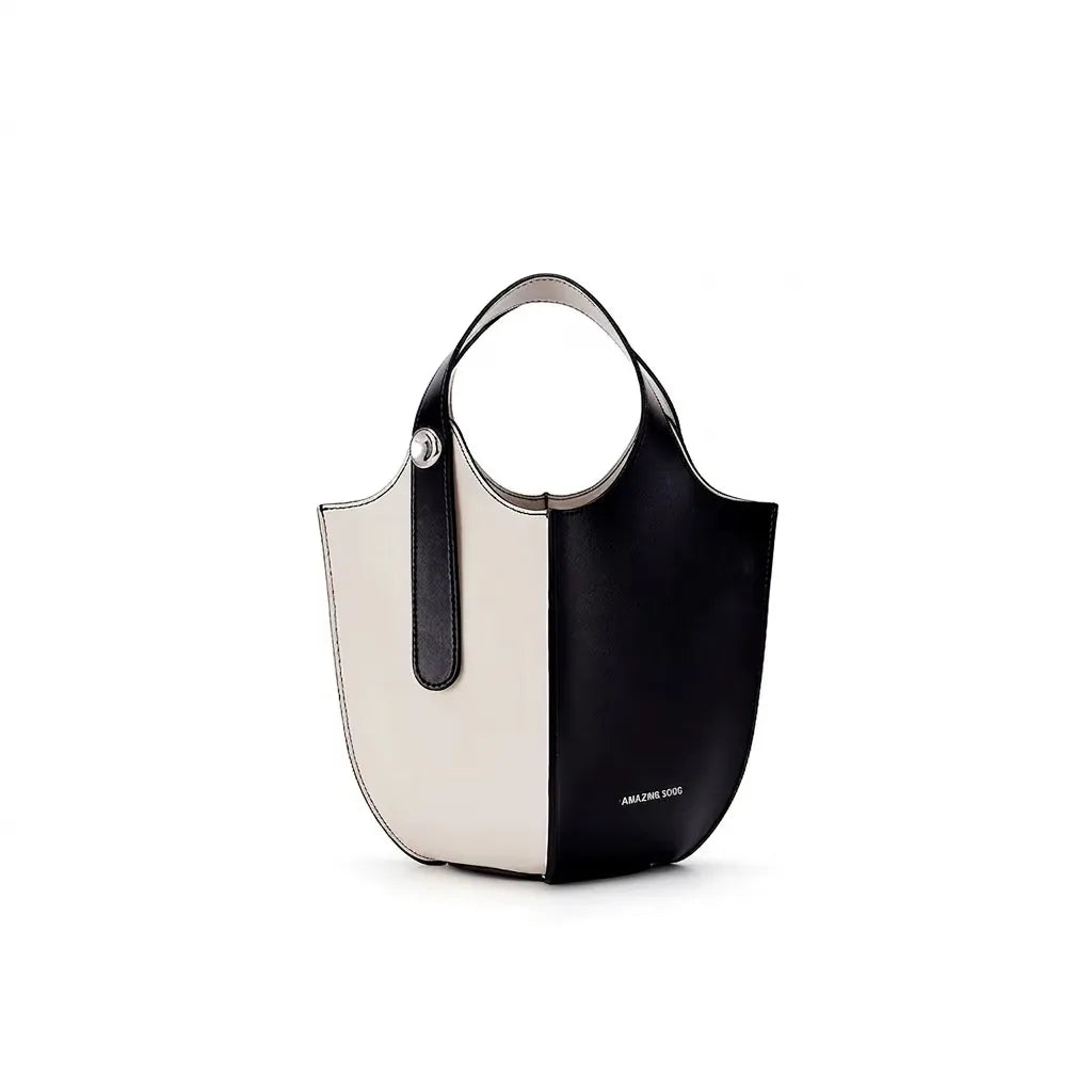 Bolsa-Lumiere-BlackandWhite